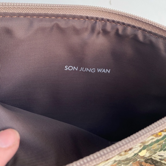 Son Jung Wan Designe Envelope Clutch double sided - Picture 3 of 4